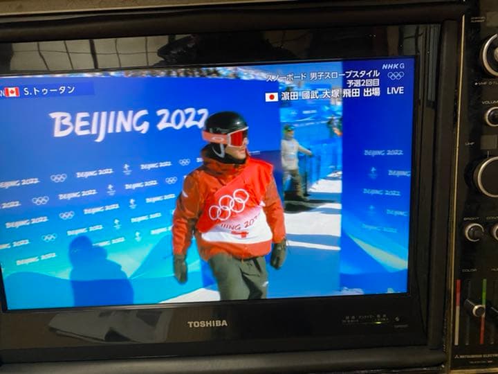 昭和レトロ　真空管テレビ　を　液晶テレビ　に