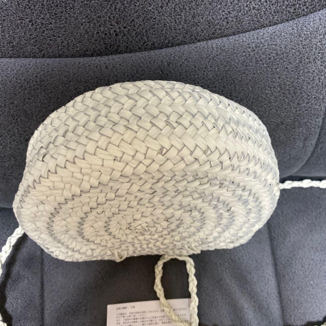 もんさまAeta レザーバスケットサークルショルダーバッグS ホワイト　2way