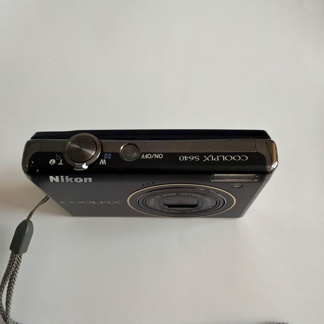 Nikon COOLPIX デジタルカメラ 充電器付き
