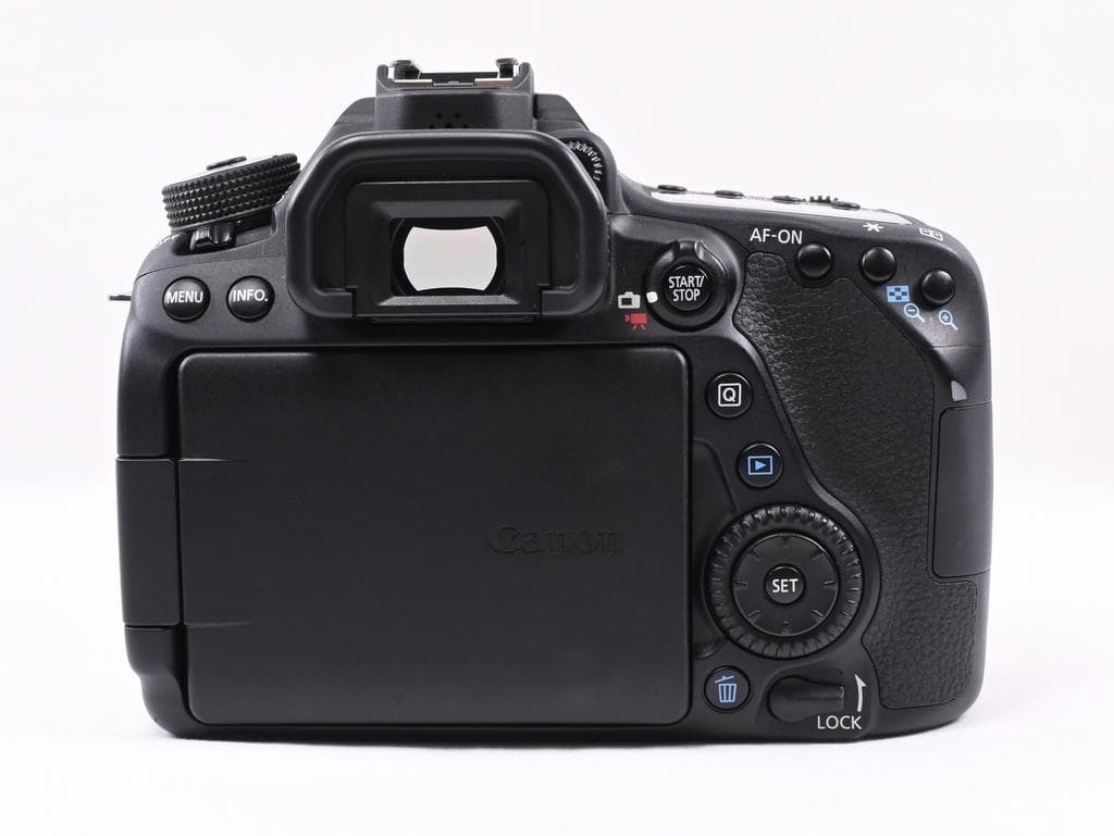 【美品】 キヤノン Canon EOS 80D ボディ 《ショット数2707》