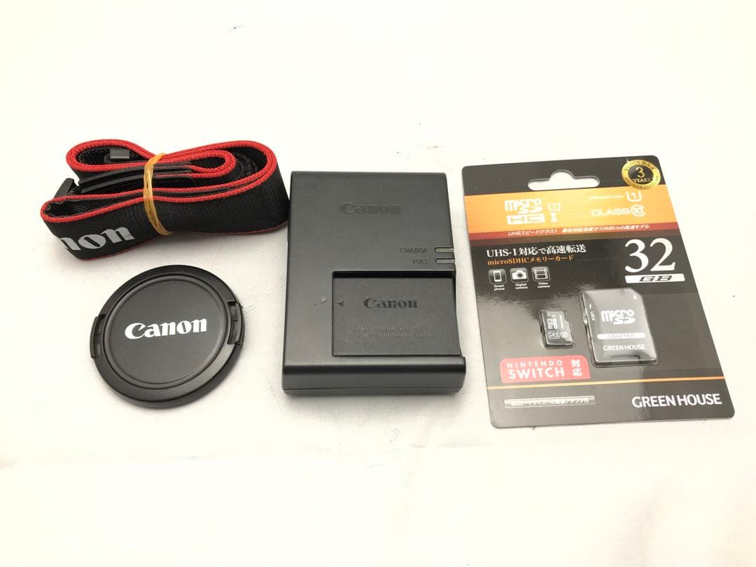 Canon EOS 8000D ダブルズームレンズキット♪