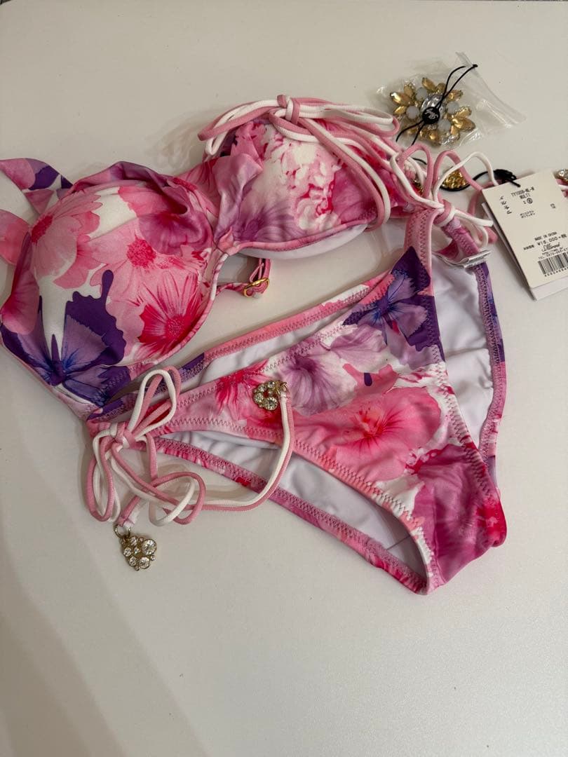 Rady トロピカルピンクビジュークロスバンドゥビキニ 水着