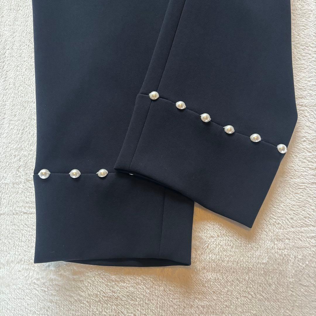 《Rene》☆美品☆パール装飾付きパンツ ネイビーSSX