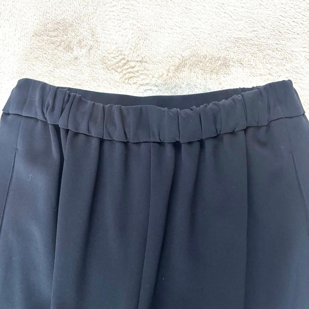 《Rene》☆美品☆パール装飾付きパンツ ネイビーSSX