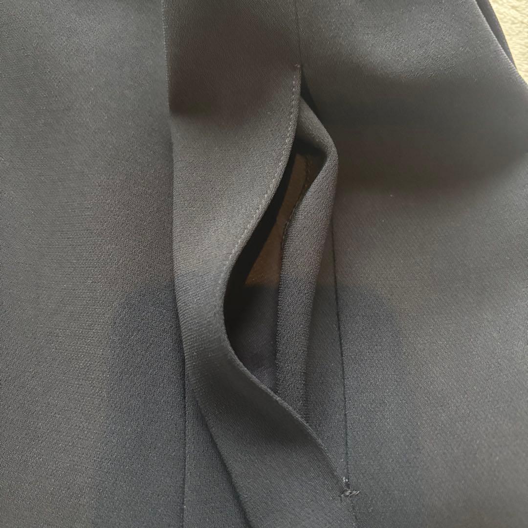 《Rene》☆美品☆パール装飾付きパンツ ネイビーSSX