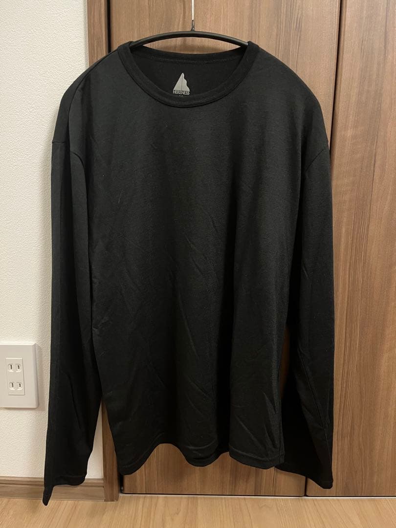 HERENESS ブラック ロングスリーブ M