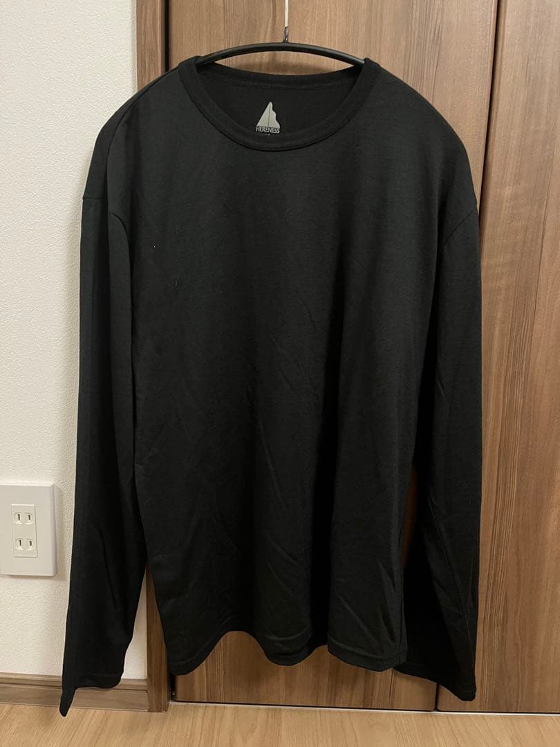 HERENESS ブラック ロングスリーブ M