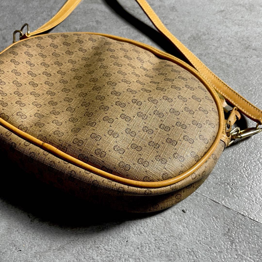 超希少✨️ OLD GUCCI ショルダーバッグ GG柄 ロゴ装飾 PVC