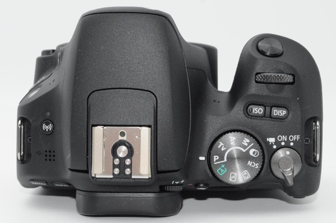 ☆新品クラス⑨☆冬SALE☆ Canon EOS Kiss x9 ダブルレンズ