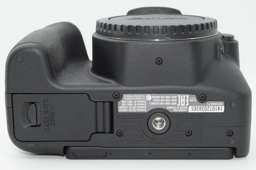 ☆新品クラス⑨☆冬SALE☆ Canon EOS Kiss x9 ダブルレンズ