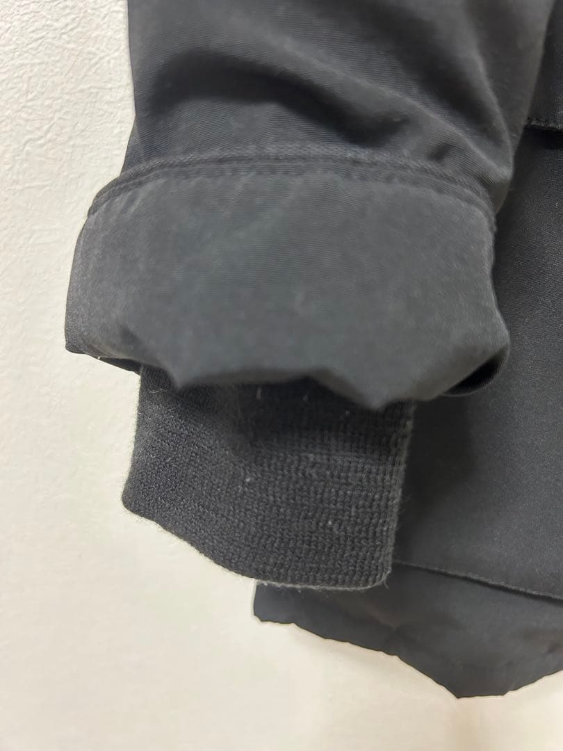 カナダグース   ブラック ダウンジャケット S/P