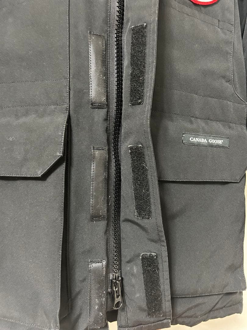 カナダグース   ブラック ダウンジャケット S/P