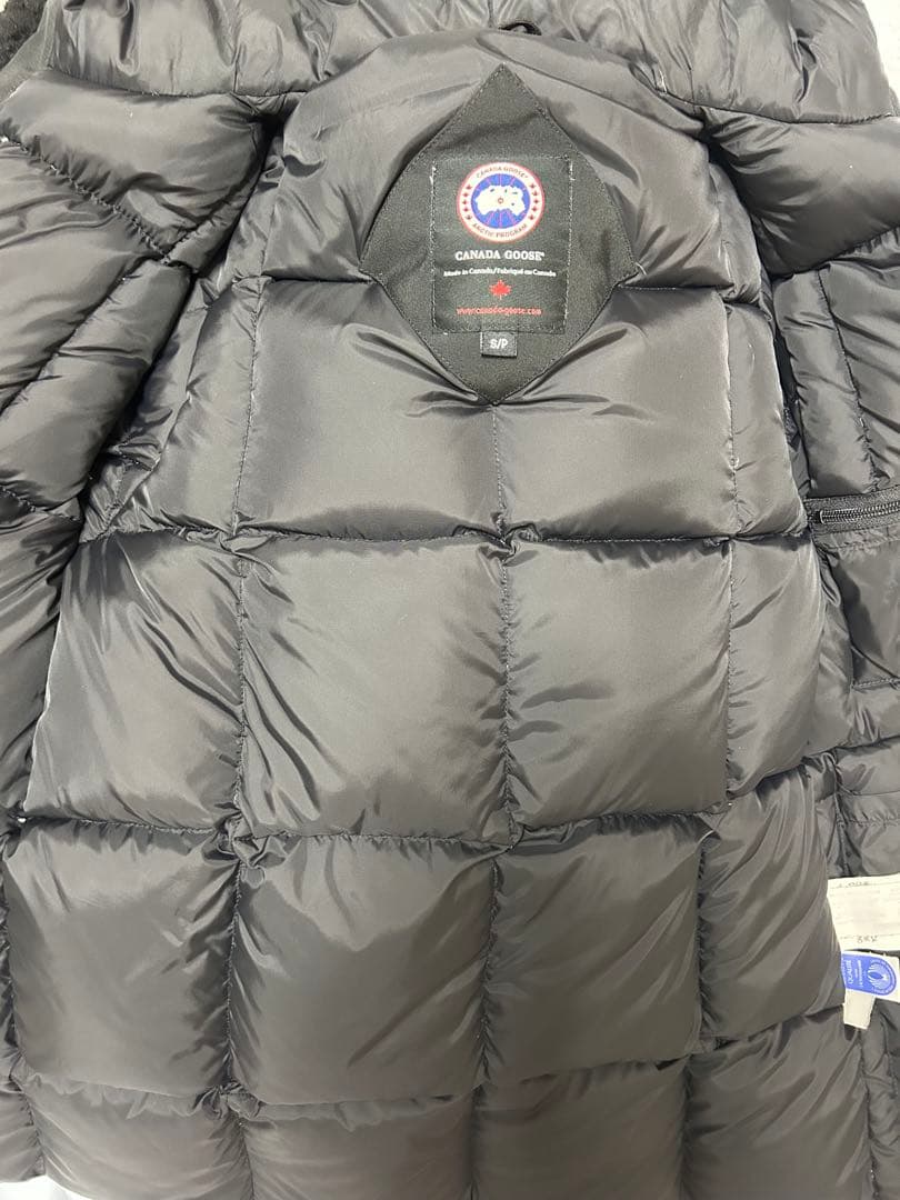 カナダグース   ブラック ダウンジャケット S/P