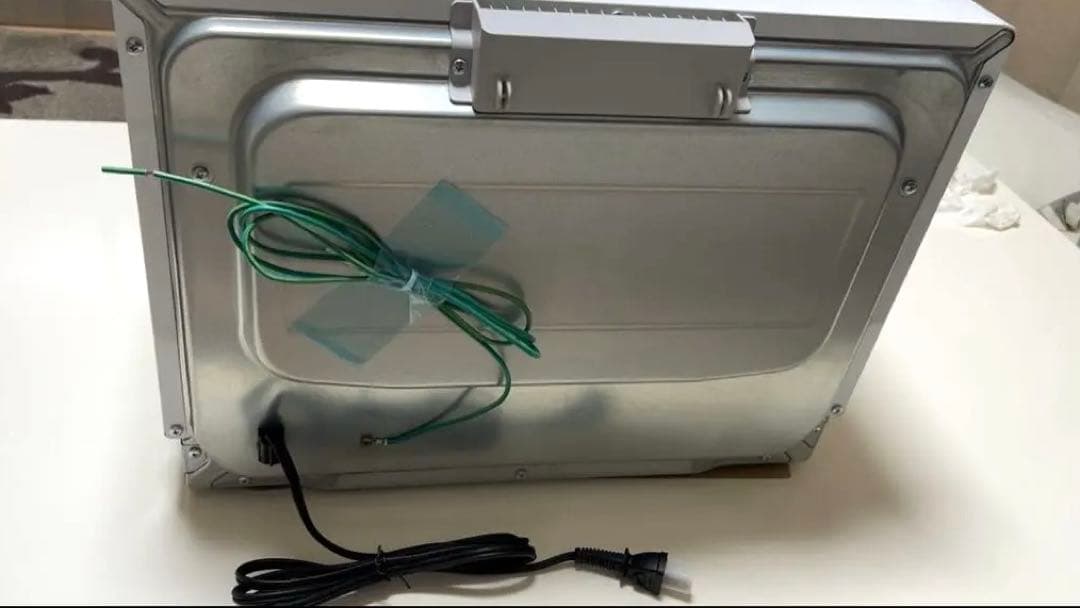 TOSHIBA 東芝スムースオーブンレンジER-SD70〔W）　2019年製