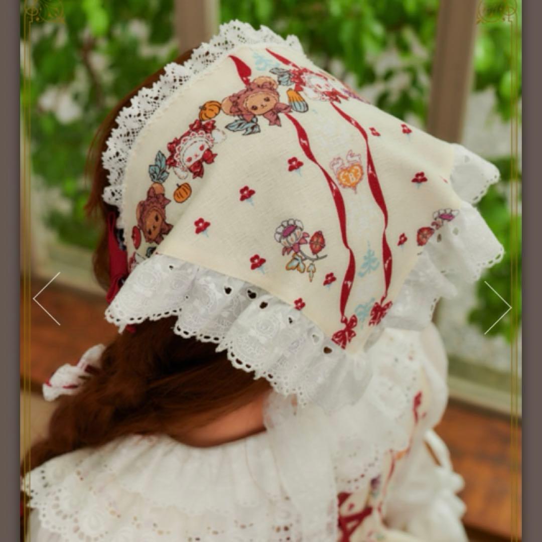 くみゃちゃんのHarvest Festival柄バブーシュカ