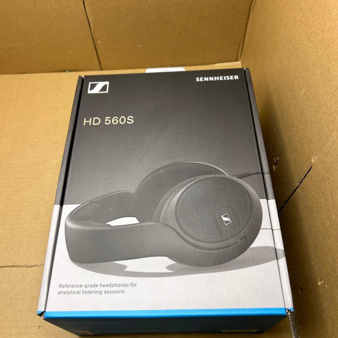 ヘッドホン Sennheiser HD 560S