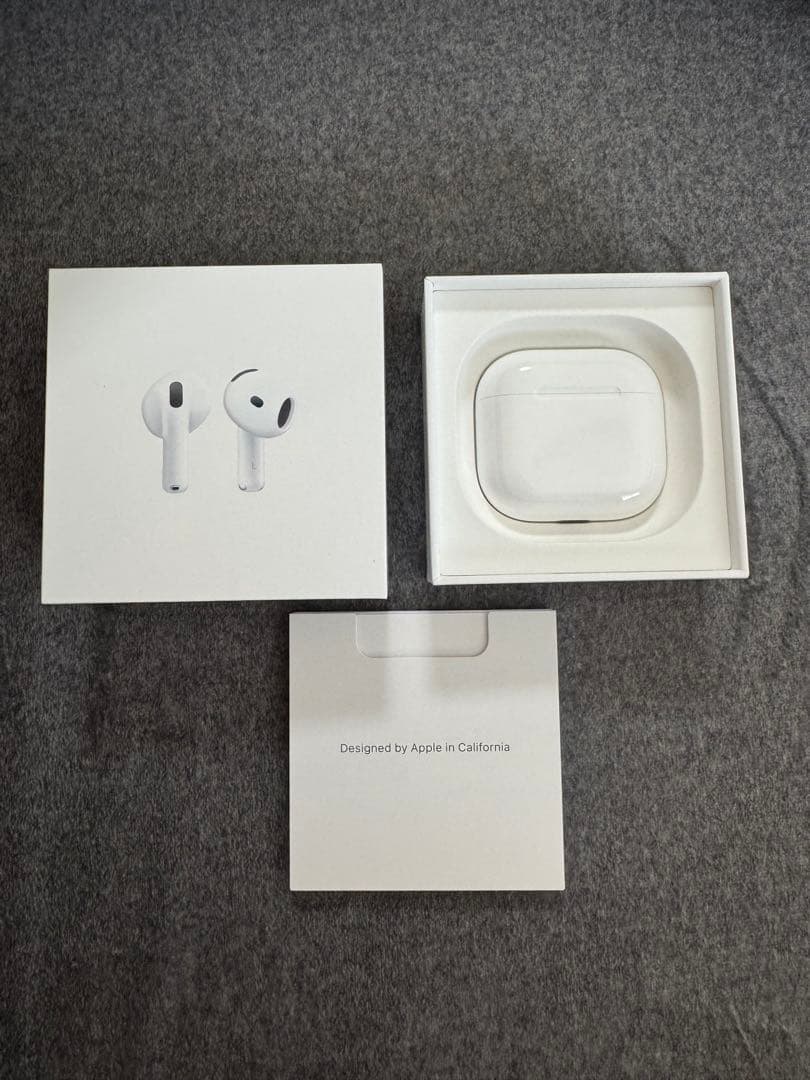 美品　AirPods 4 本体 充電ケース付き　保証1年　ANCなし