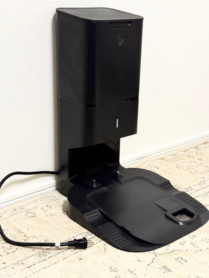 掃除機ロボットルンバ / Roomba i3+ （本体 & クリーンベース）