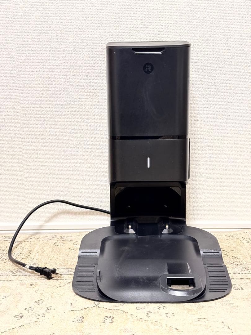 掃除機ロボットルンバ / Roomba i3+ （本体 & クリーンベース）