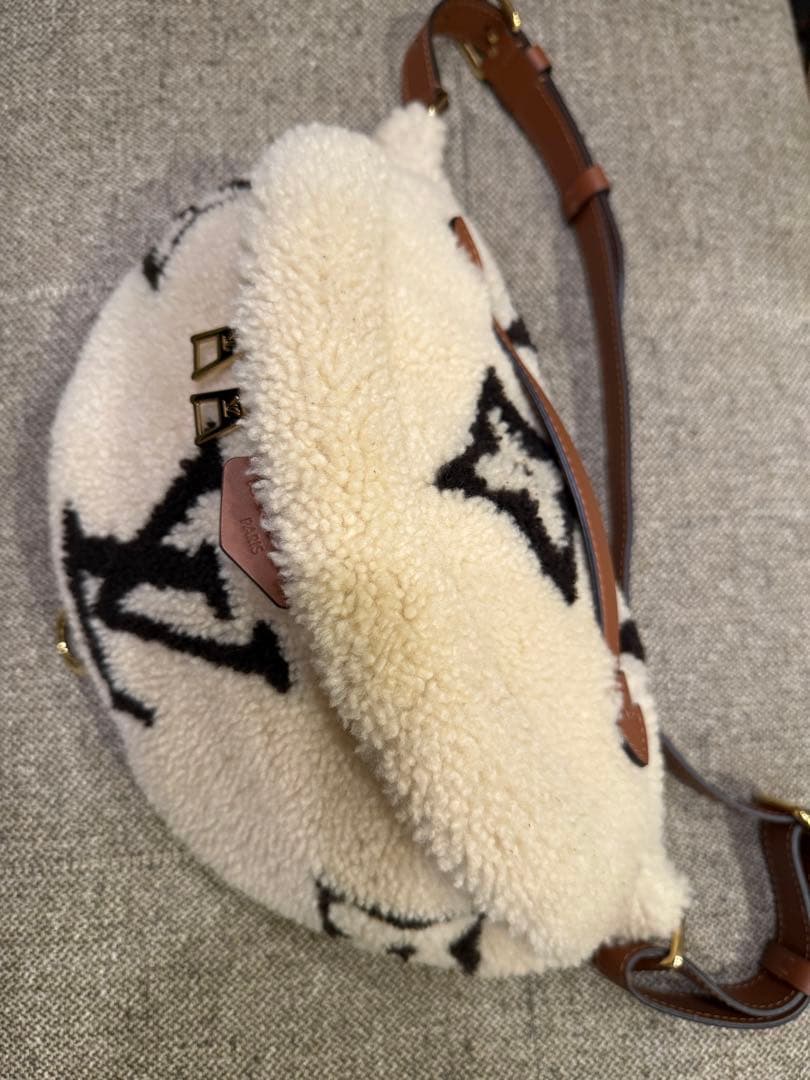 Louis Vuitton LVボディバッグ バムバッグモノグラムテディボア