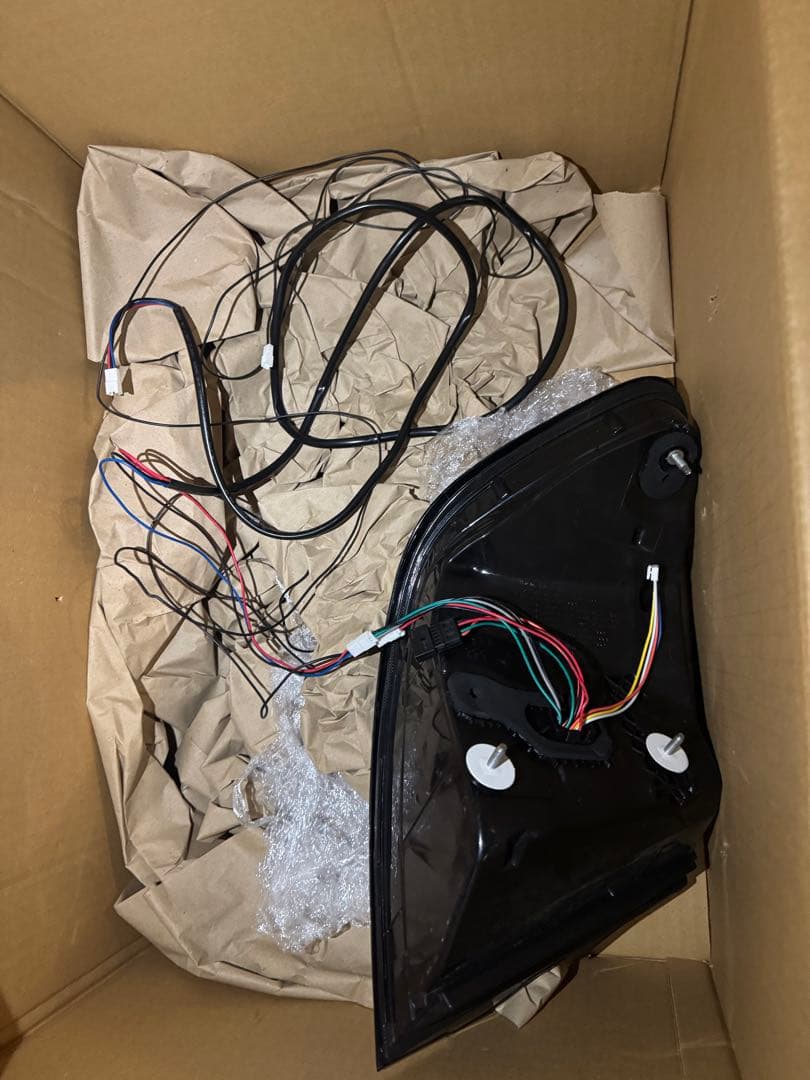 LEDテールランプ　 左右1セット　M 5 F 10