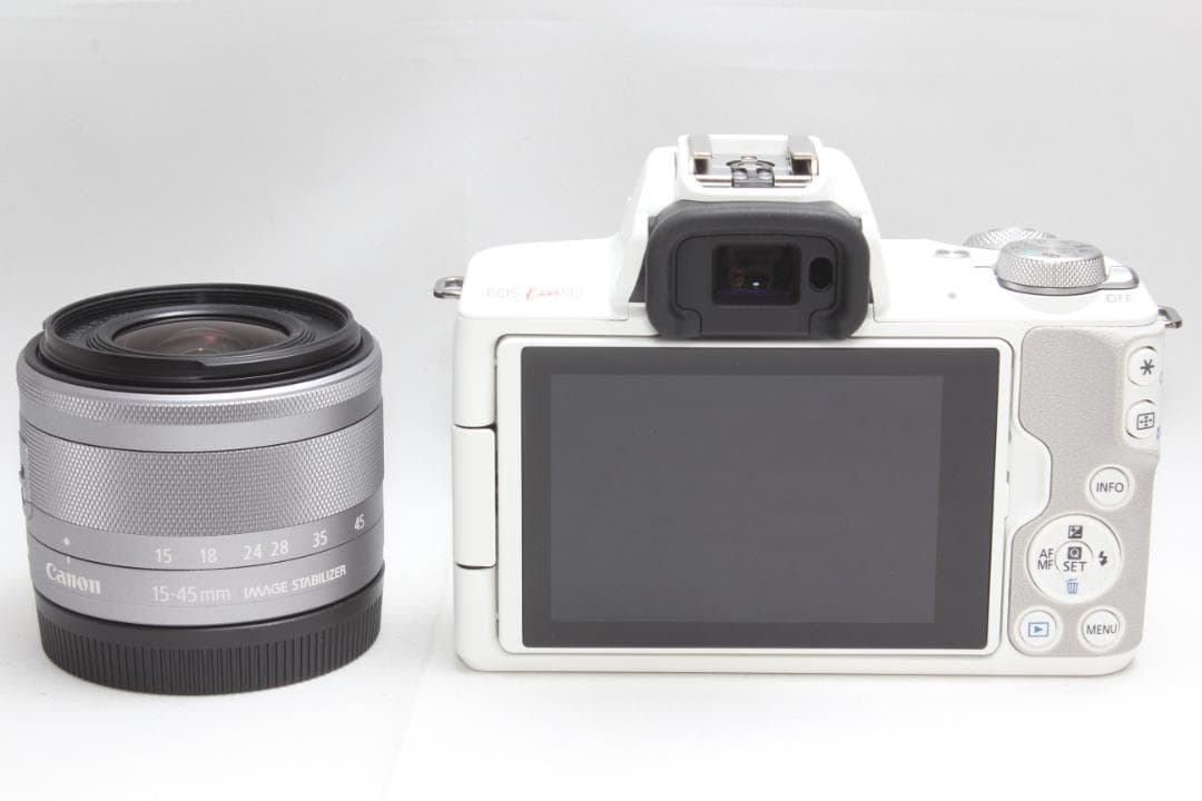 ❤️超人気最新モデル❤️Canon EOS Kiss M2 ホワイト