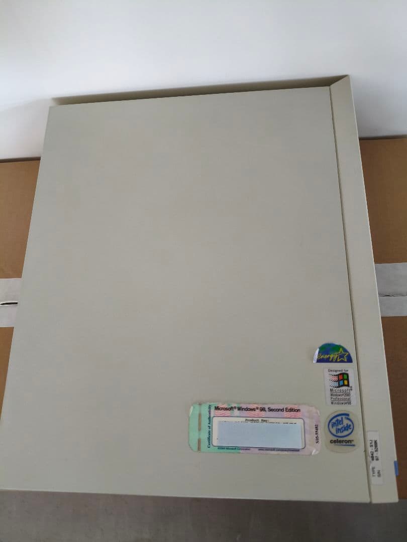 Windowsデスクトップ NetVista A40 6842-S1J win98 SE