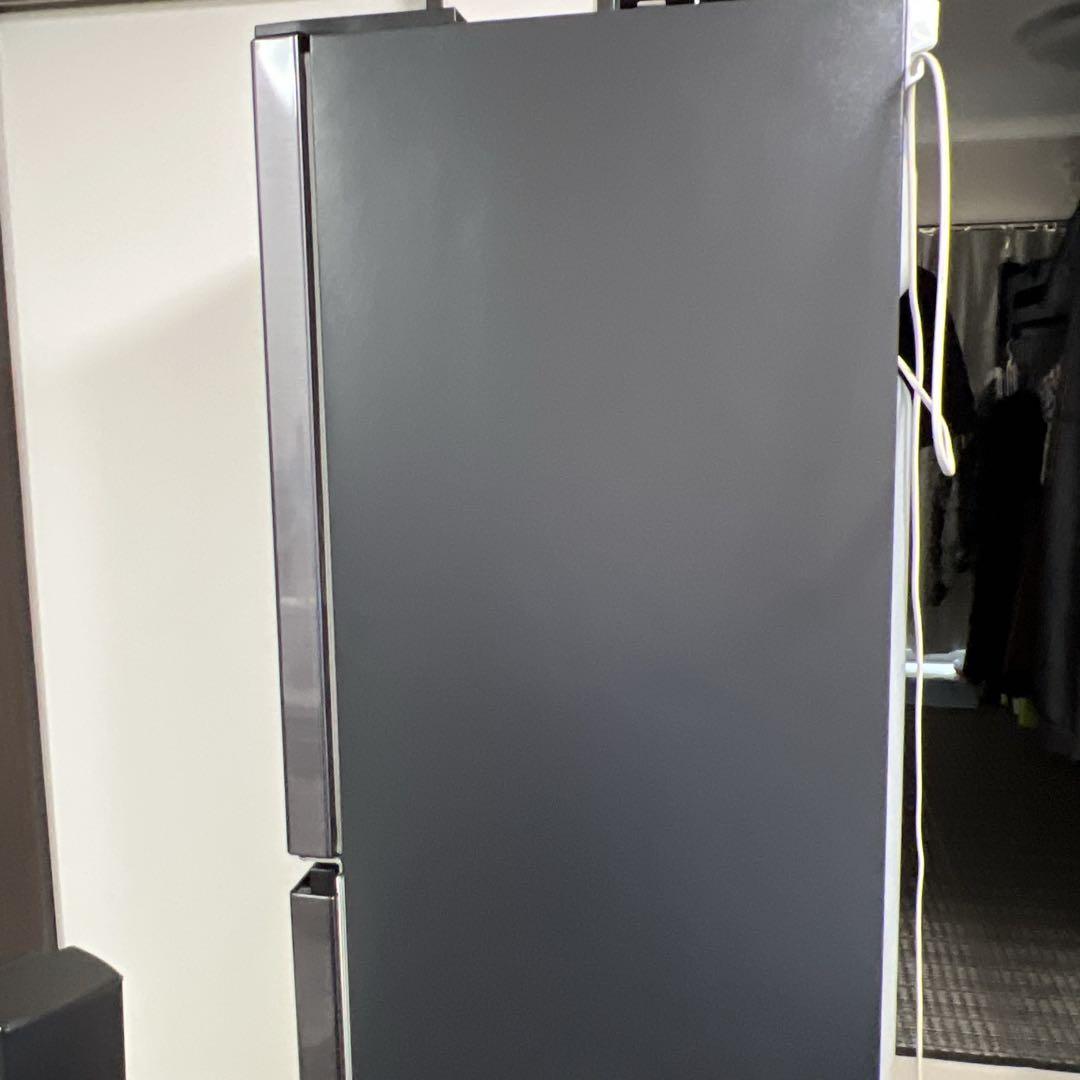 美品　日立　冷蔵庫　R-V32SV 2023年製 315L 右開き　送料無料
