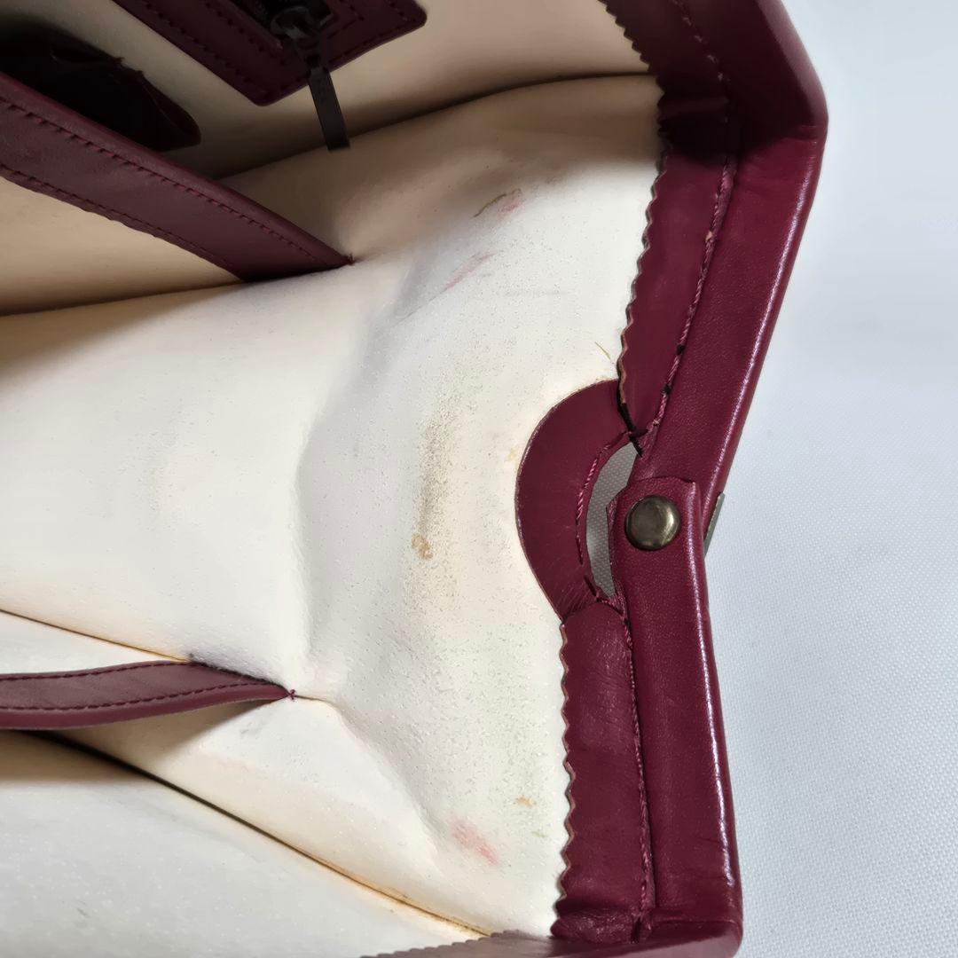 ダレスバッグ　赤　ボルドー　ワインレッド　深紅　ミニ　ドクターバッグ