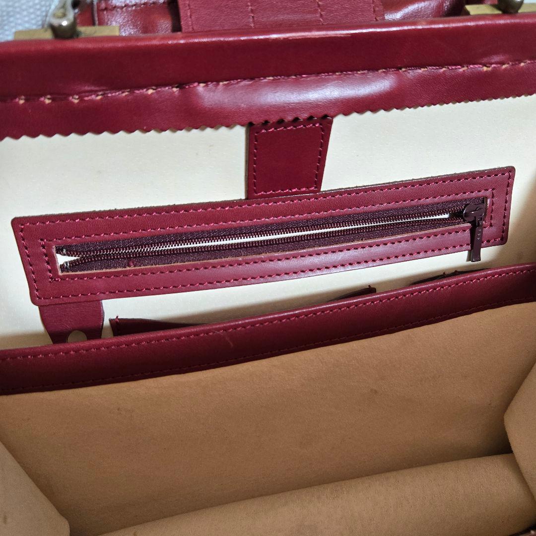 ダレスバッグ　赤　ボルドー　ワインレッド　深紅　ミニ　ドクターバッグ