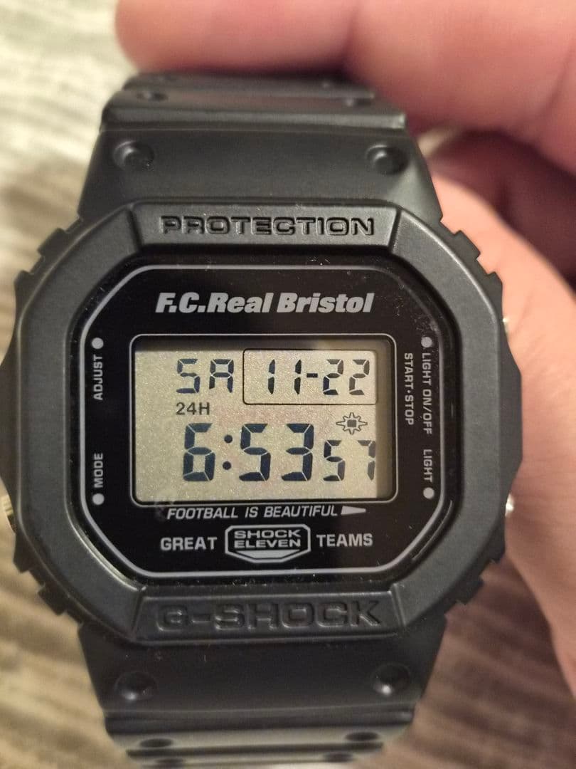 F.C.Real Bristol G-SHOCK　腕時計