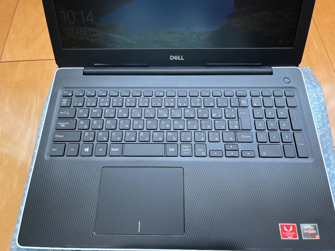 DELL Inspiron 15 3585 AMD Ryzen3 SSD搭載