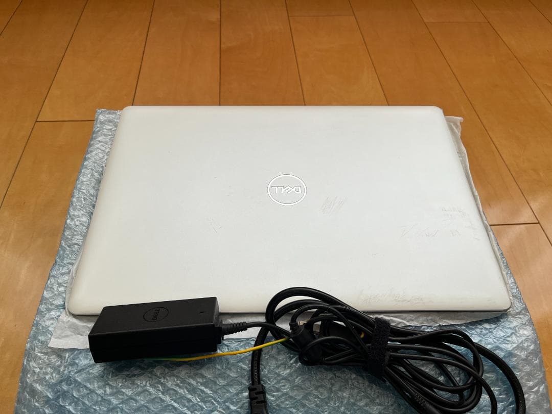 DELL Inspiron 15 3585 AMD Ryzen3 SSD搭載