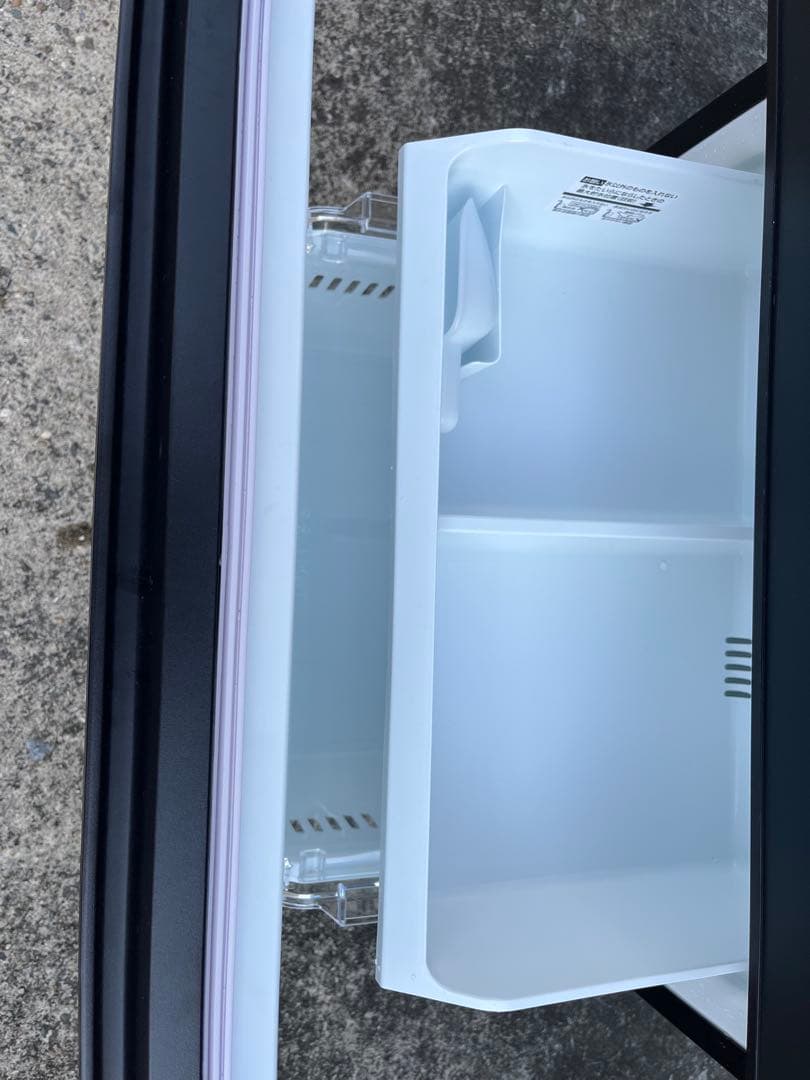 美品‼️TOSHIBA冷蔵庫 326L 2023年製R28