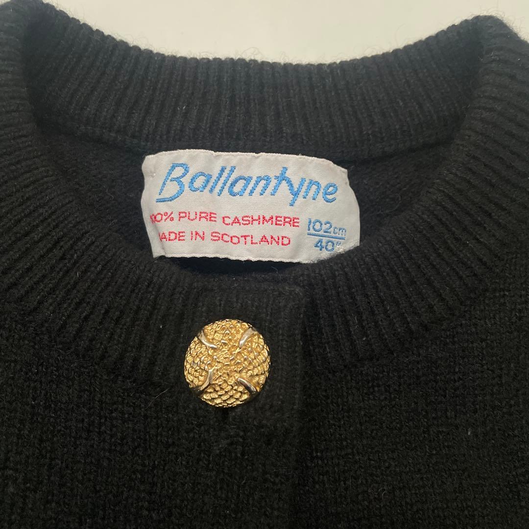 Ballantyn バランタインカシミヤ 黒 金ボタン カーディガン 40