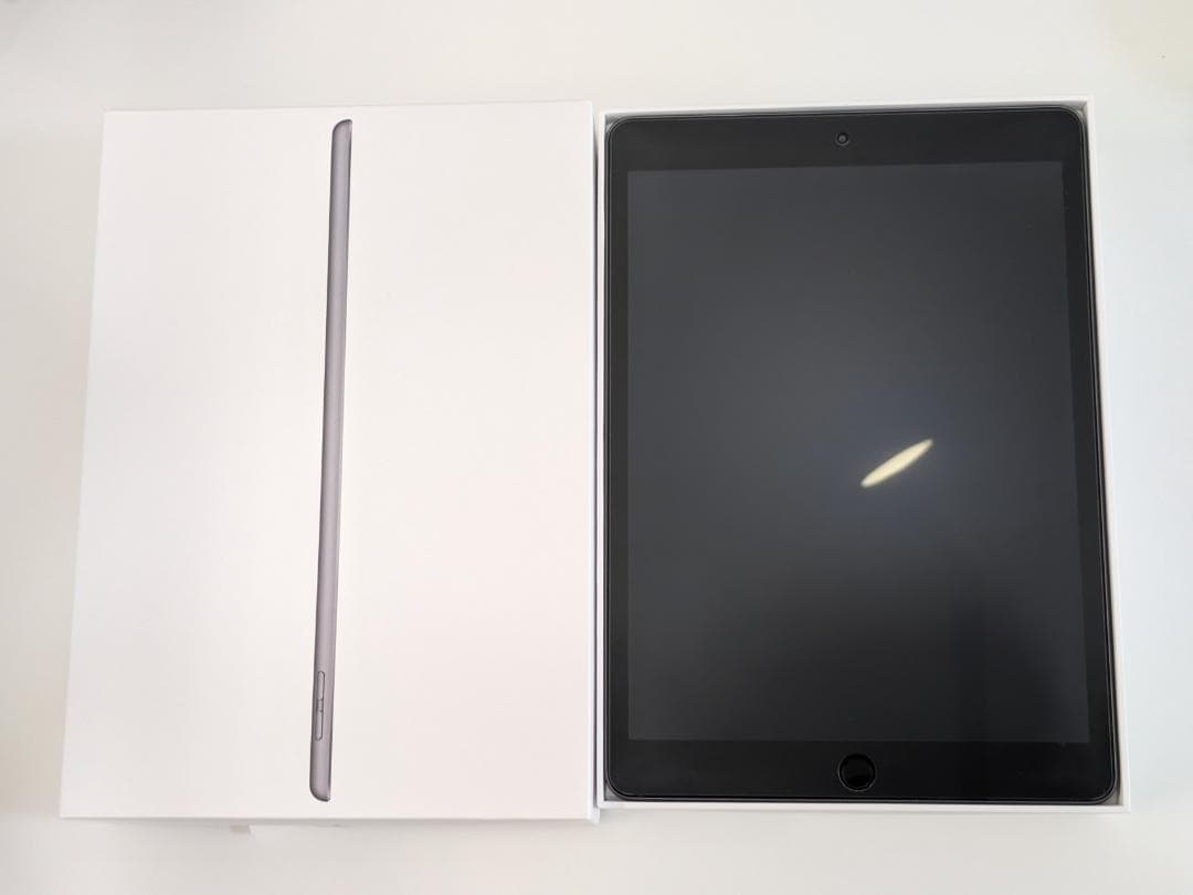Apple iPad スペースグレー　箱あり