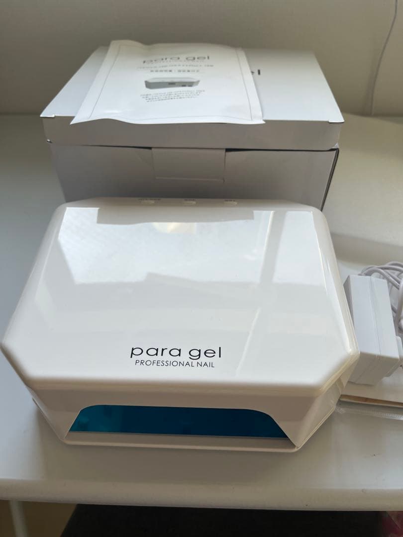 美品　para gel UV/LEDライト ホワイト　コードレス