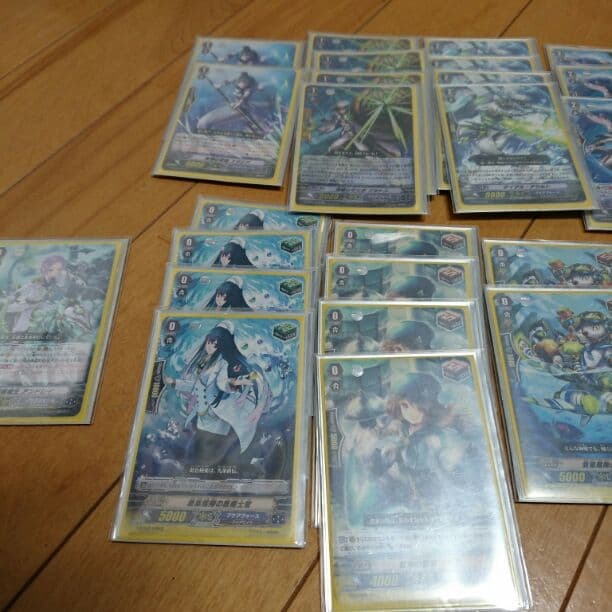 【ヴァンガ引退】３デッキ＋グレード4 まとめ売り アクアフォース×2バミューダ⊿