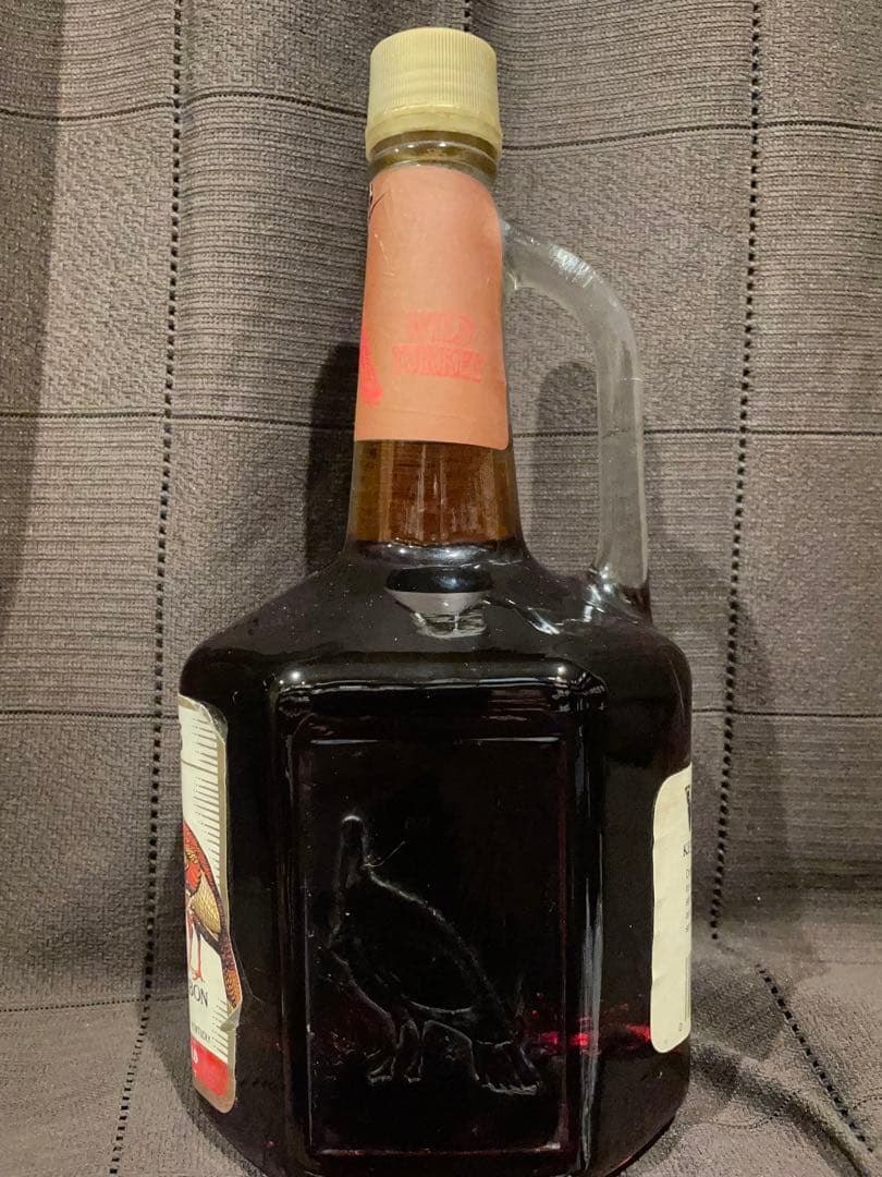 未開栓　WILD TURKEY 8年 旧ラベル　1750ml 　ウイスキー
