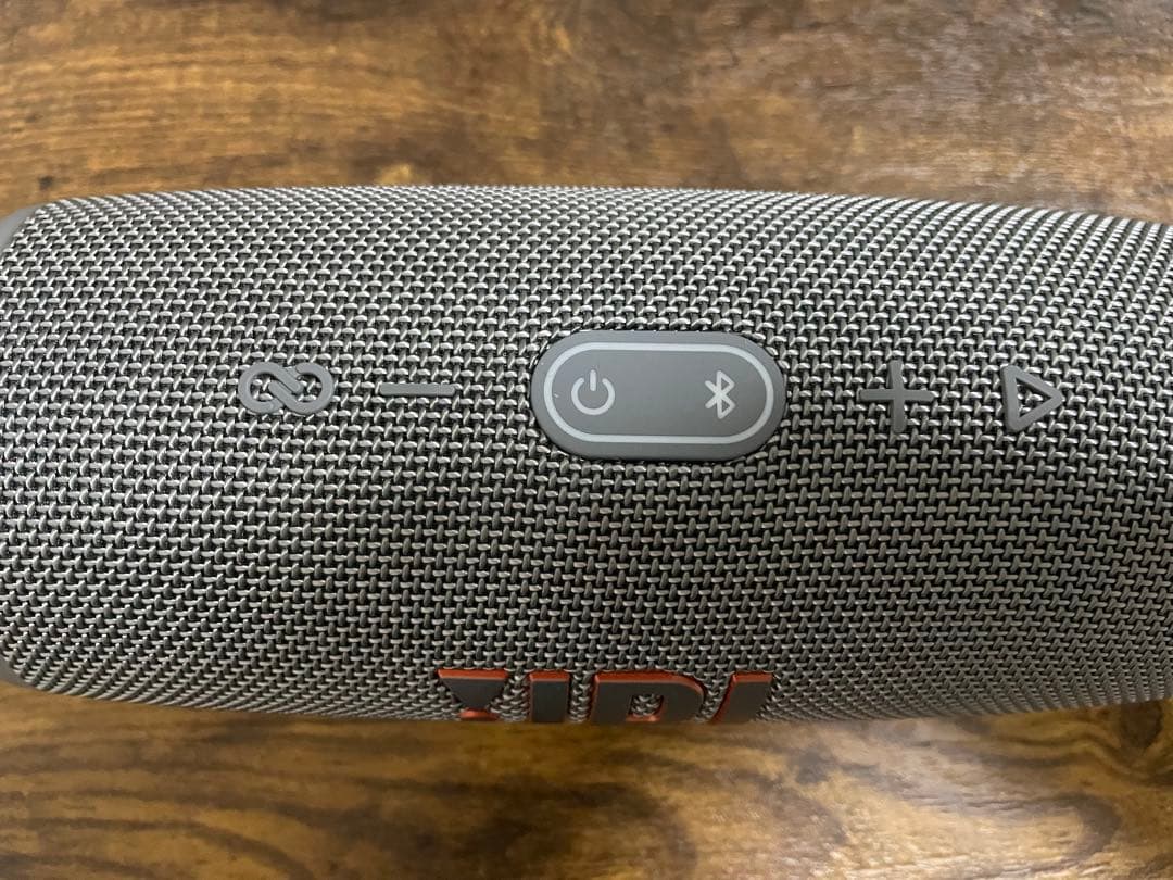 JBL ワイヤレススピーカー グレーCHARGE5