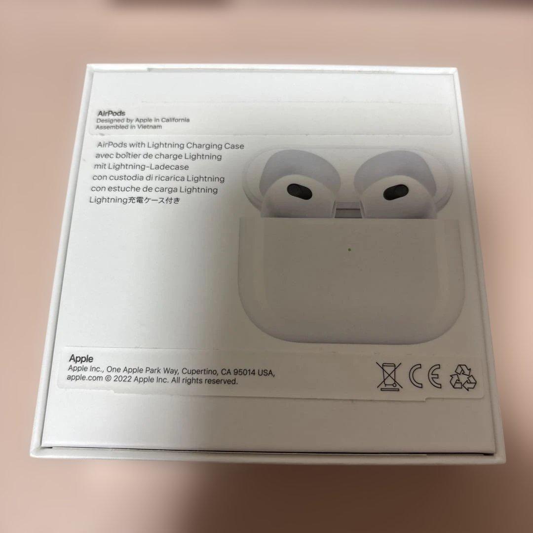 【Apple】AirPods 第3世代 ライトニング 箱付き【純正】