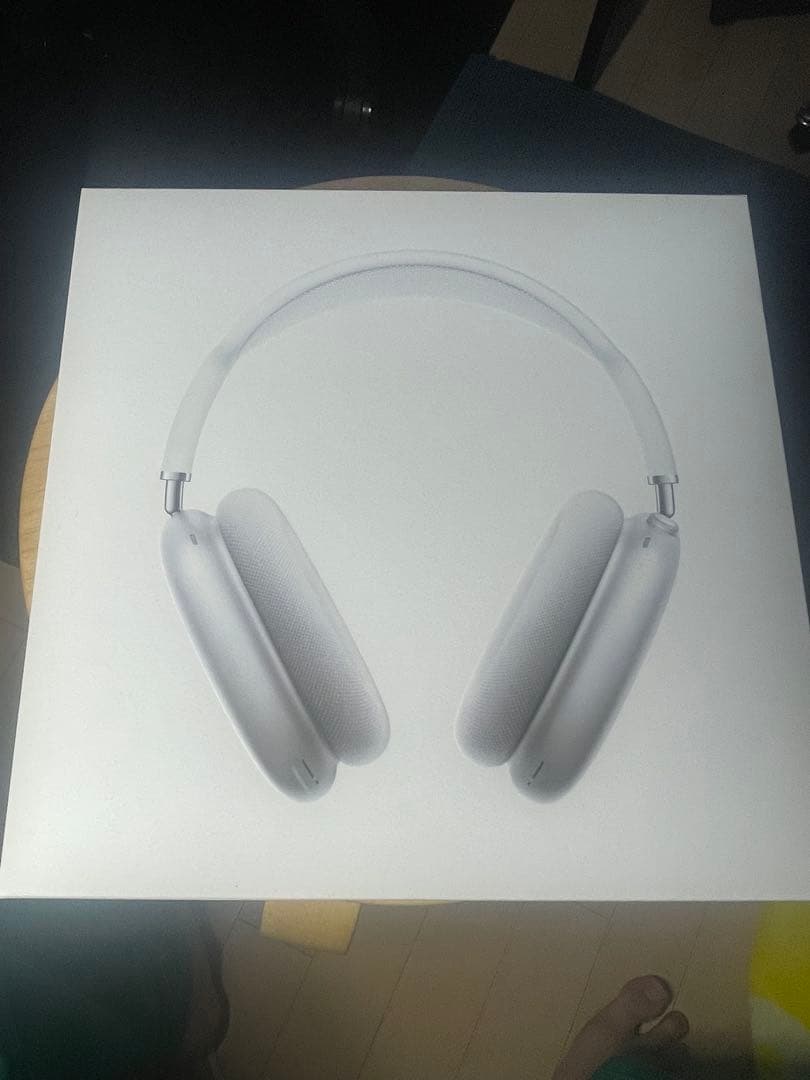 AirPods max シルバー