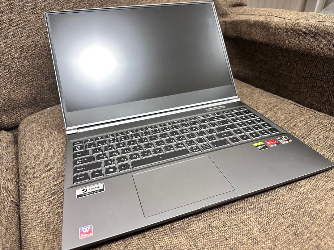 ゲーミングノート　Galleria GTX 1650Ti 120Hz