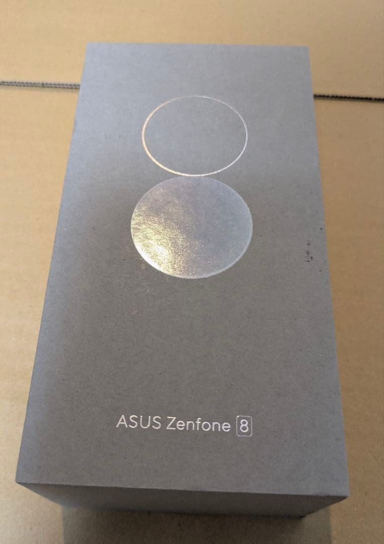 ASUS Zenfone8本体 128GB SIMフリー ムーンホワイト