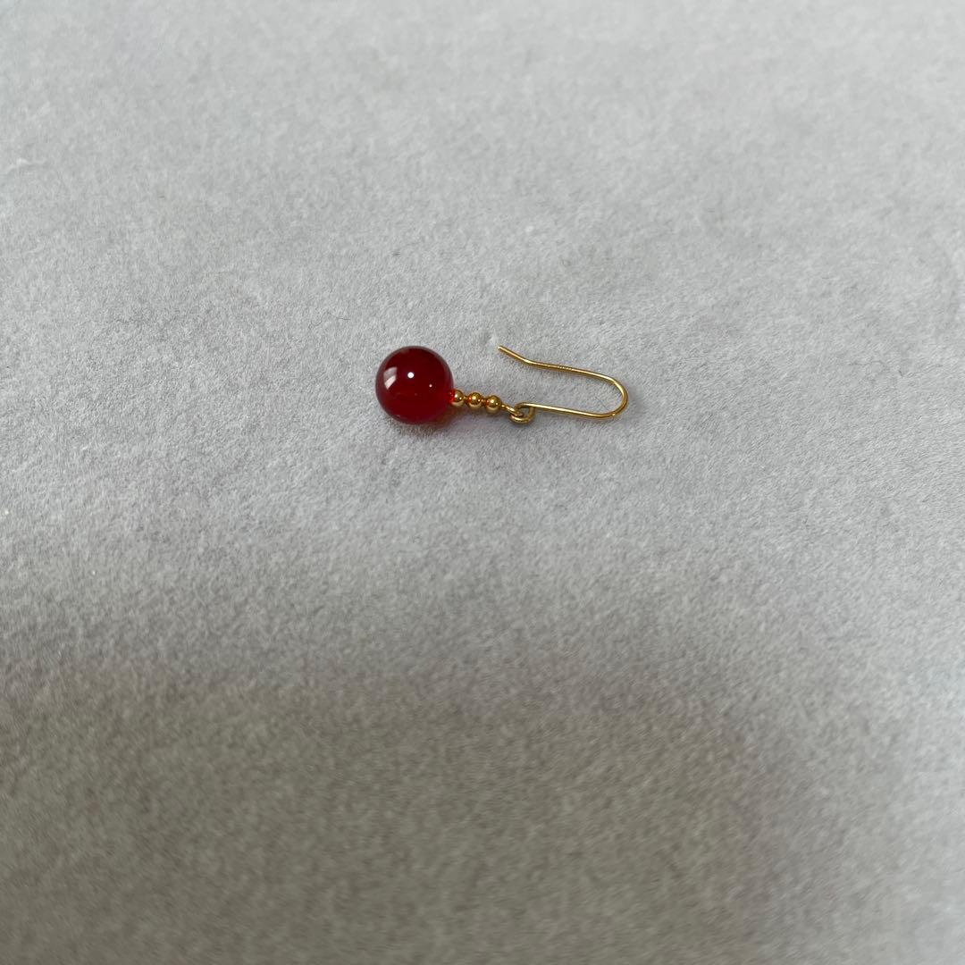 ガーネットピアス　K18 片耳用　フックピアス