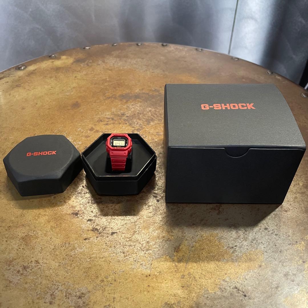 CASIO G-SHOCK nano DWN-5600-1JR 指輪 時計　赤