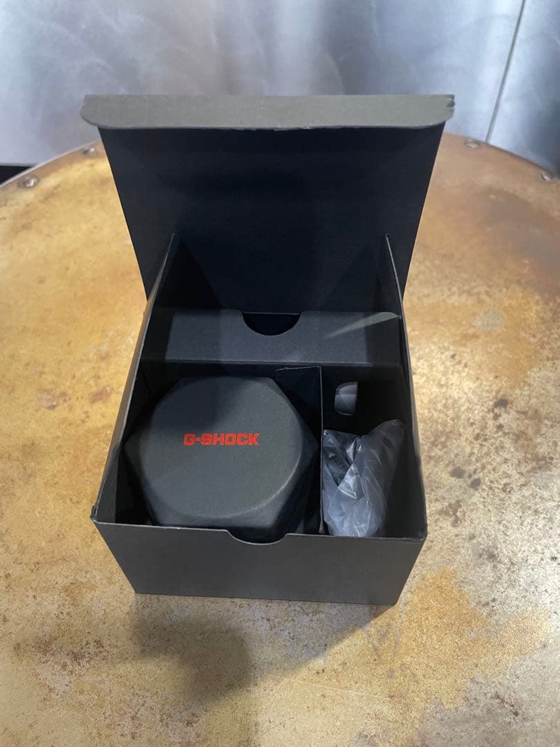 CASIO G-SHOCK nano DWN-5600-1JR 指輪 時計　赤