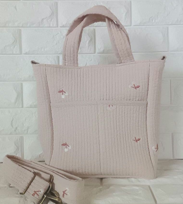 ヌビ バッグ ポーチ 底板 ハンドメイド ベージュピンク×チェリー