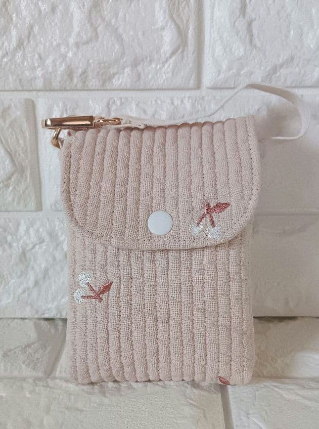 ヌビ バッグ ポーチ 底板 ハンドメイド ベージュピンク×チェリー