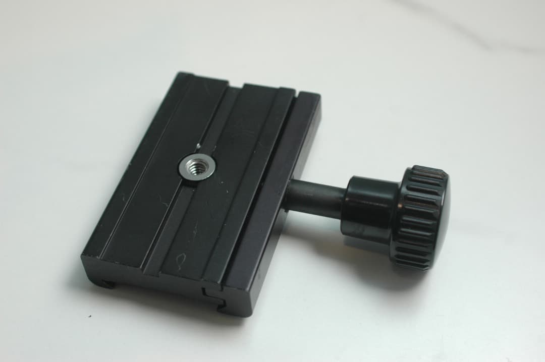 （マミヤ）Mamiya RZ67用クイックシュー